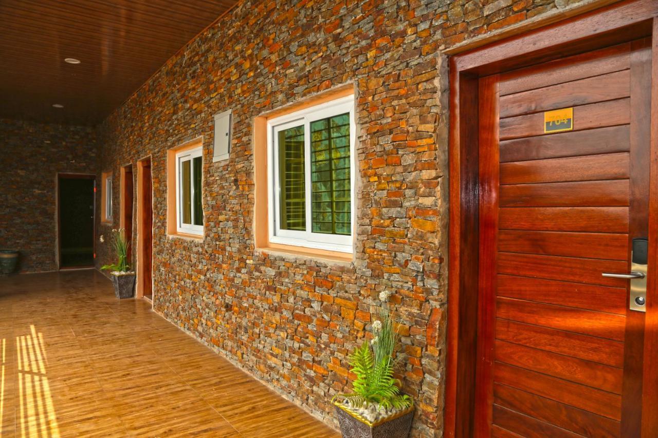 Grand Star Hotel North Legon Eksteriør billede