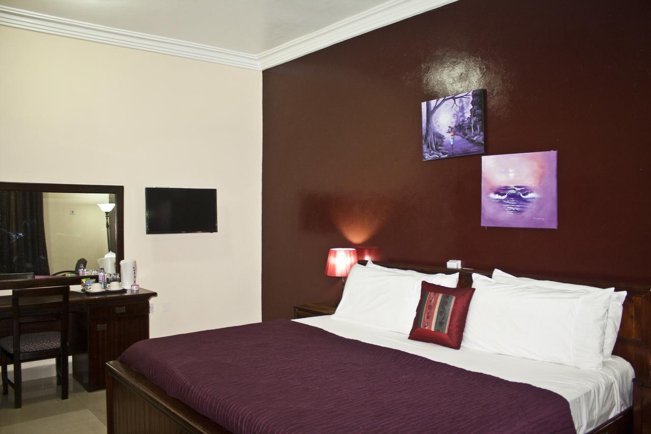 Grand Star Hotel North Legon Eksteriør billede