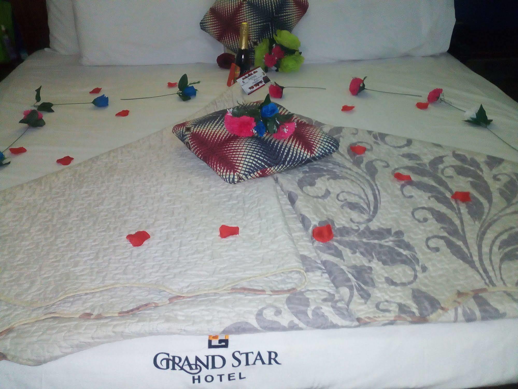Grand Star Hotel North Legon Eksteriør billede