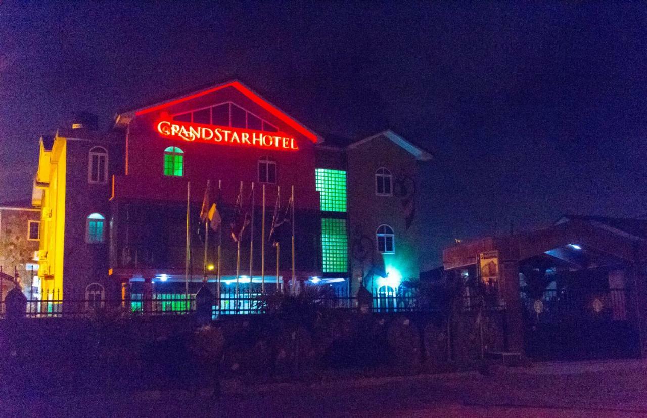 Grand Star Hotel North Legon Eksteriør billede